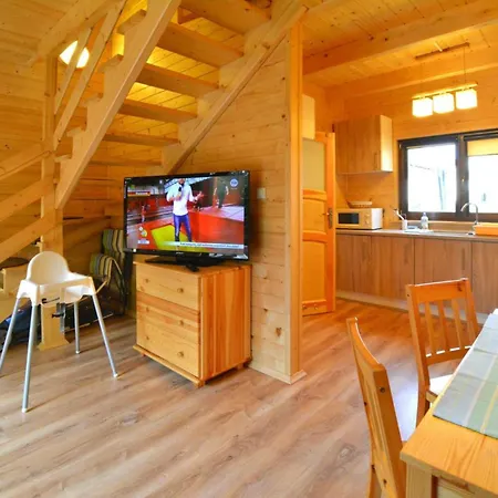 Comfortable Wooden Homes Near The Dom wakacyjny