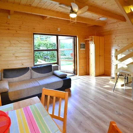 Comfortable Wooden Homes Near The Dom wakacyjny Grzybowo (West Pomeranian)